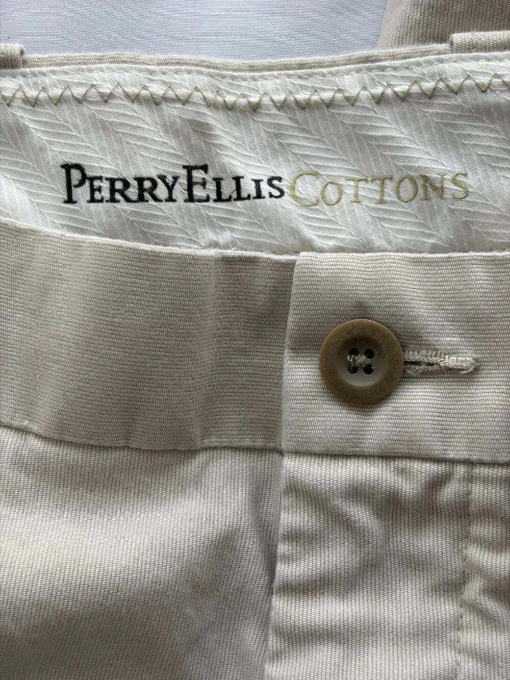 Perry Ellis Men's 34x32 Beige Khaki Chino Pants 100% Cotton Classic Flat Front